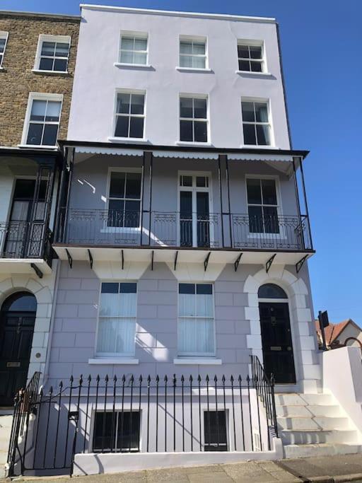 Georgian 5 Storey House, Seaviews, Cinema Room Ramsgate Ngoại thất bức ảnh